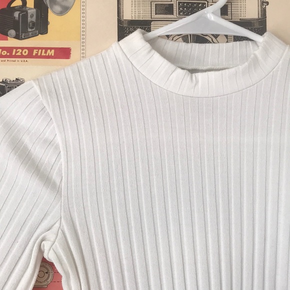 White🐚 - Picture 2 of 5